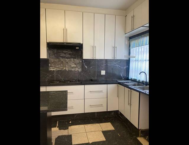 4 BEDROOM HOUSE FOR SALE IN PRIMROSE HILL